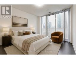 1705 - 100 Harbour Street, Toronto, ON M5J0B5 Photo 24