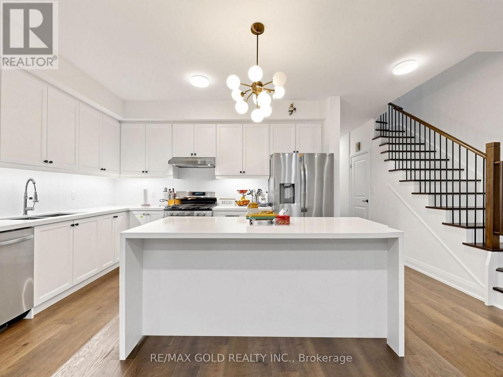 77 CHELLIAH COURT - 15