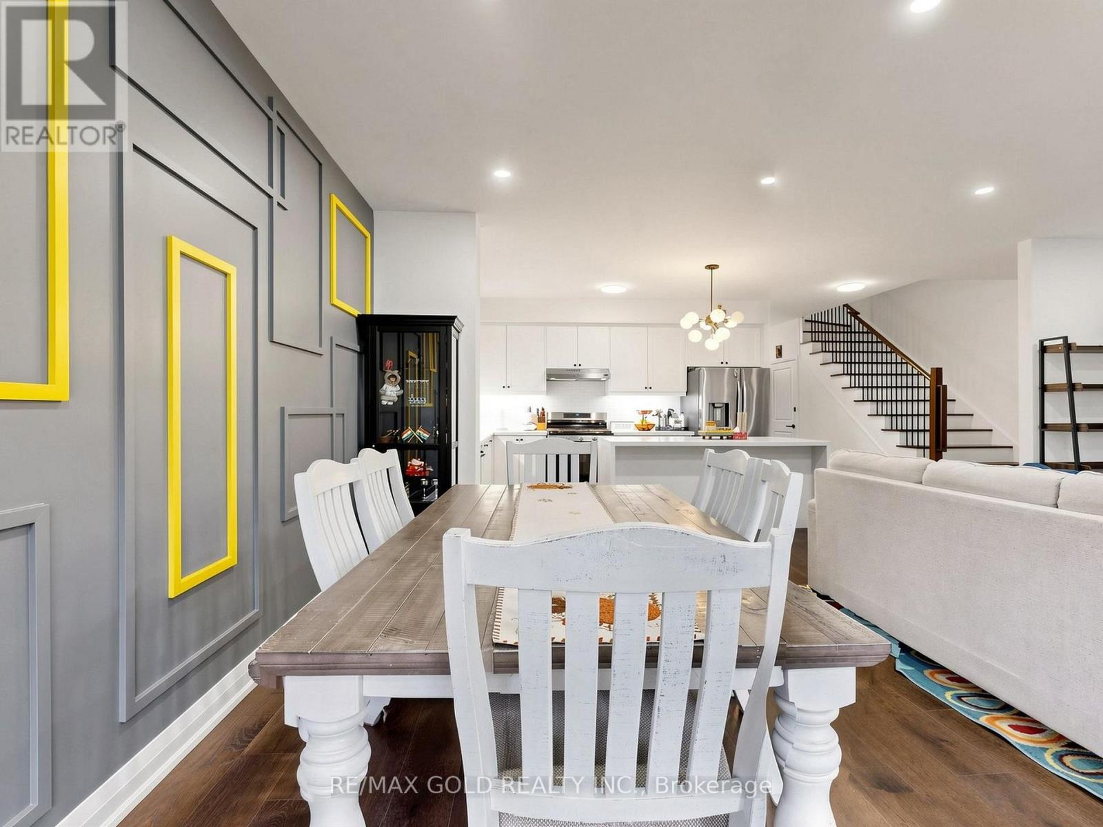 77 CHELLIAH COURT - 21