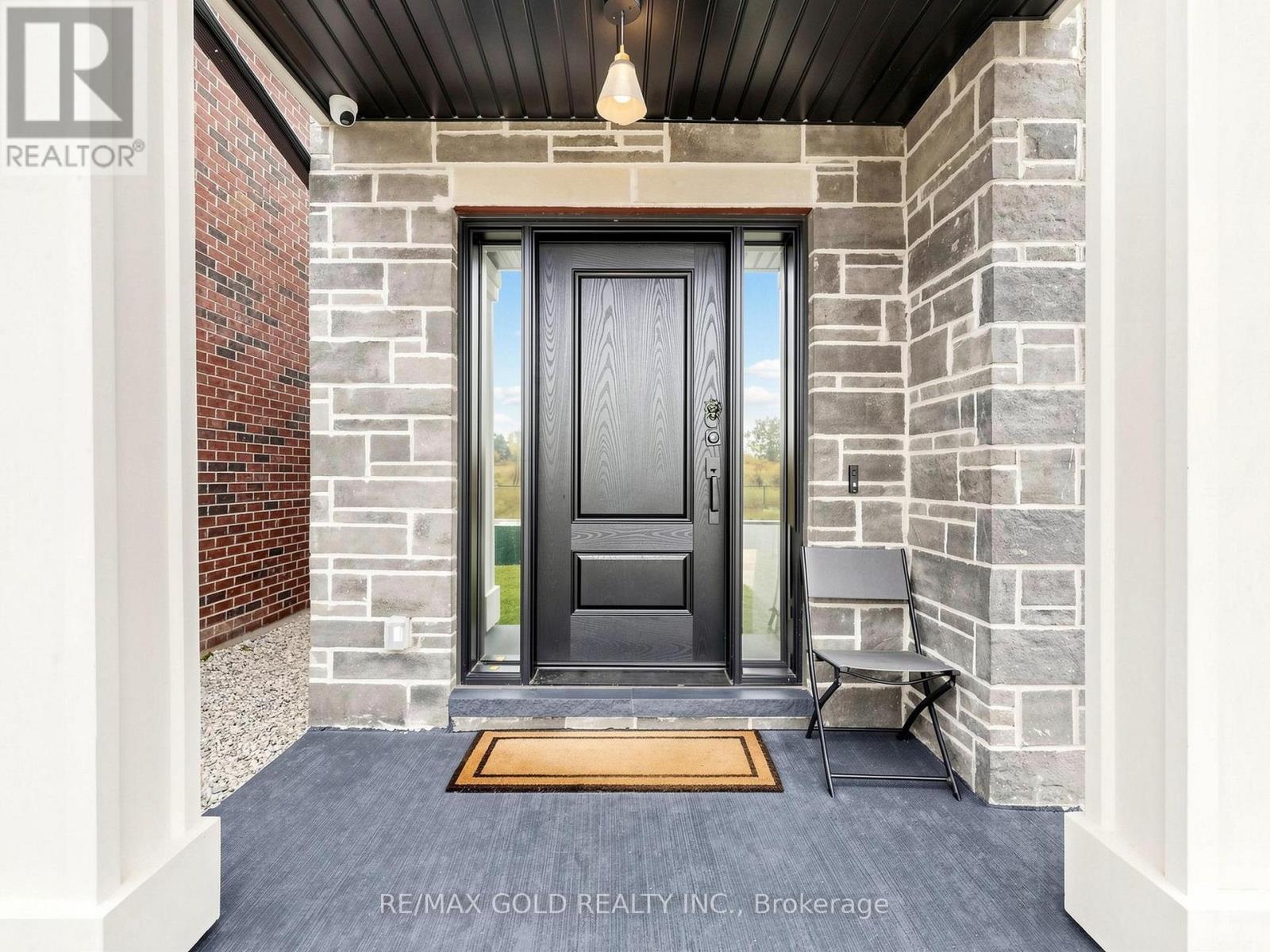 77 CHELLIAH COURT - 6