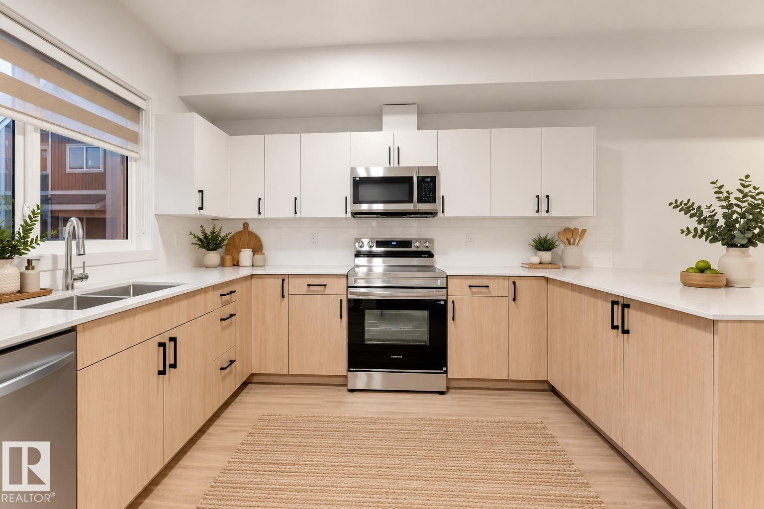 #56 18110 28 Av SW photo 2 — MLS® E4513412