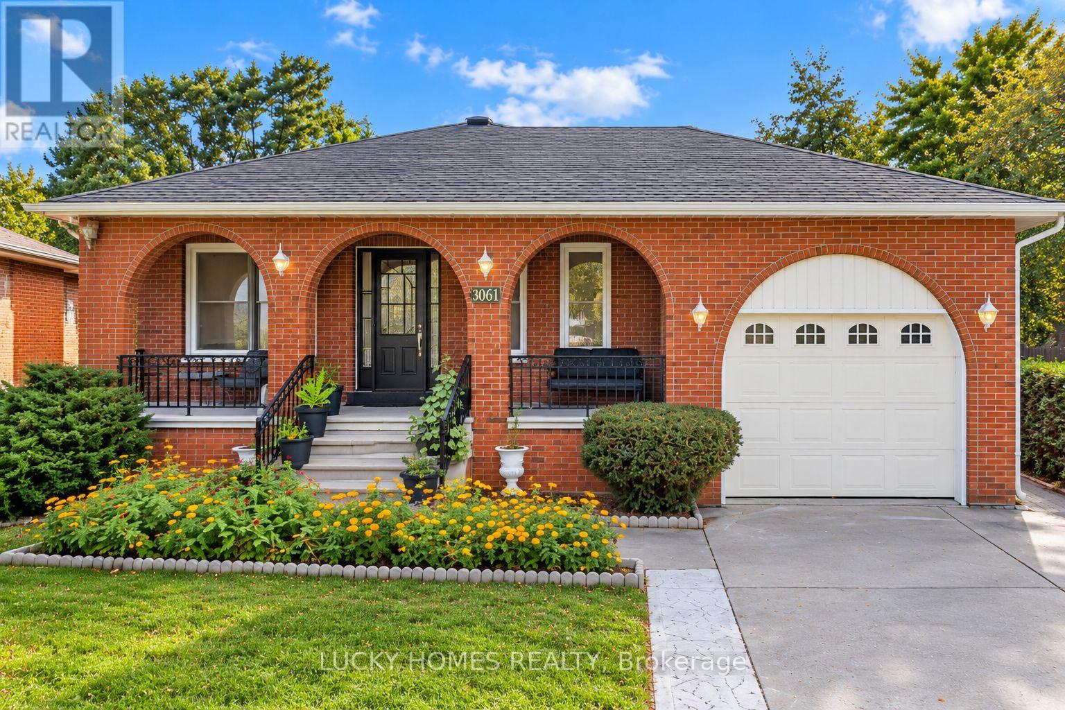 3061 LLOYD GEORGE BOULEVARD, Windsor — photo 2
