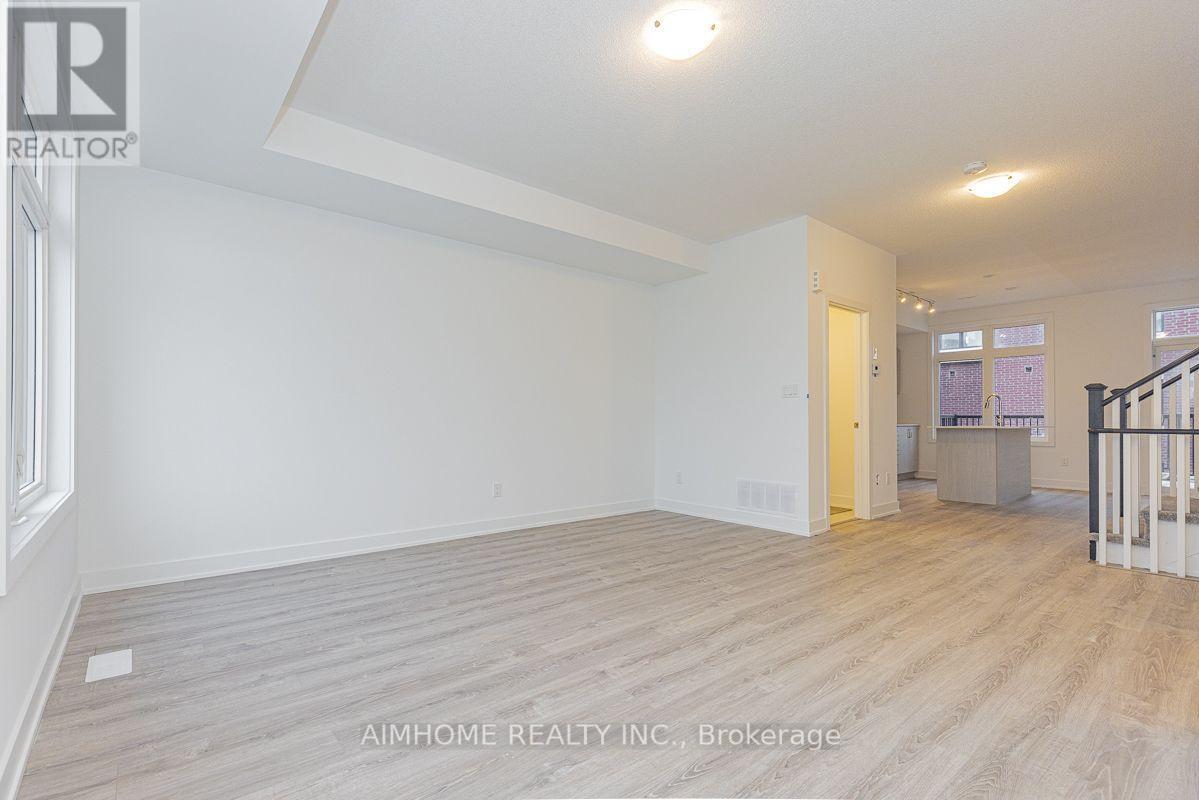 5506 Main Street, Whitchurch-Stouffville, ON photo 20