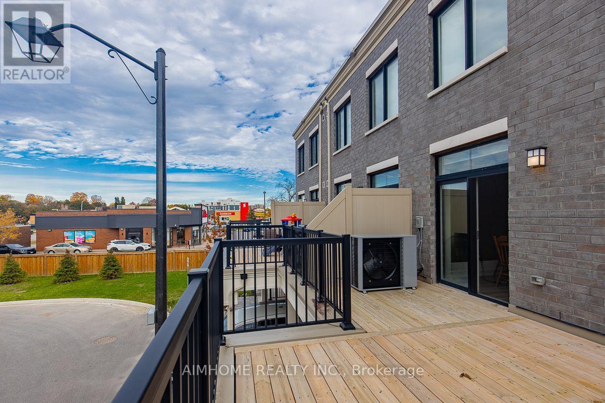 5506 Main Street, Whitchurch-Stouffville, ON photo 32