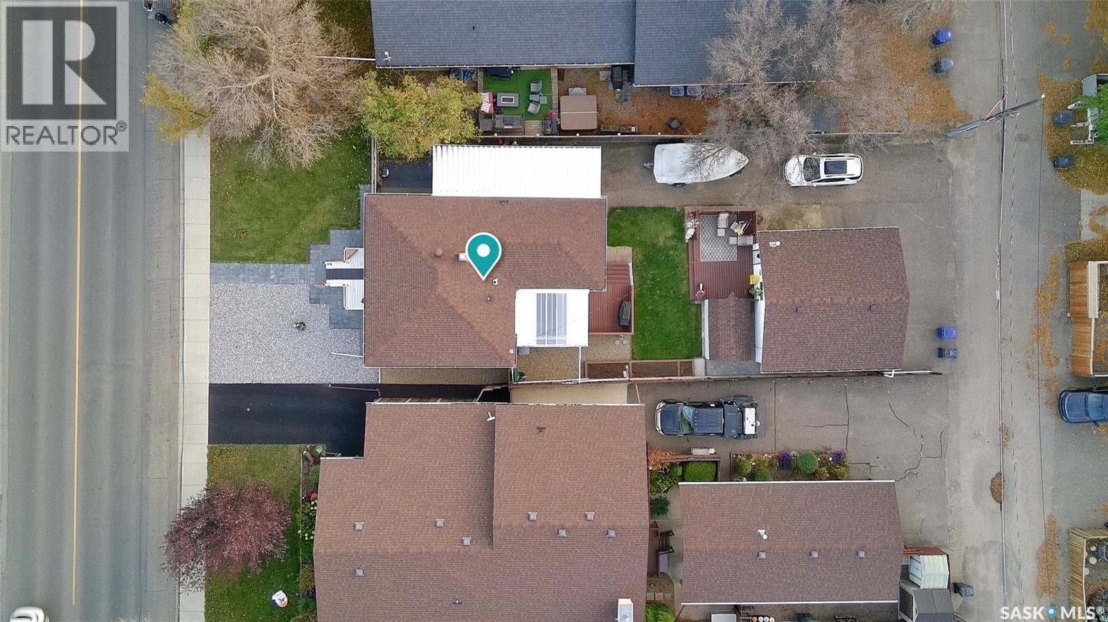 720 6th AVENUE NE - 40
