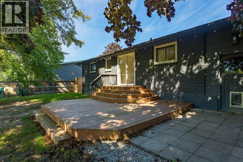 3549 Egremont Road — photo 39