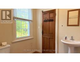 21 Henry Street, Cambridge, ON N1R3V8 Photo 13