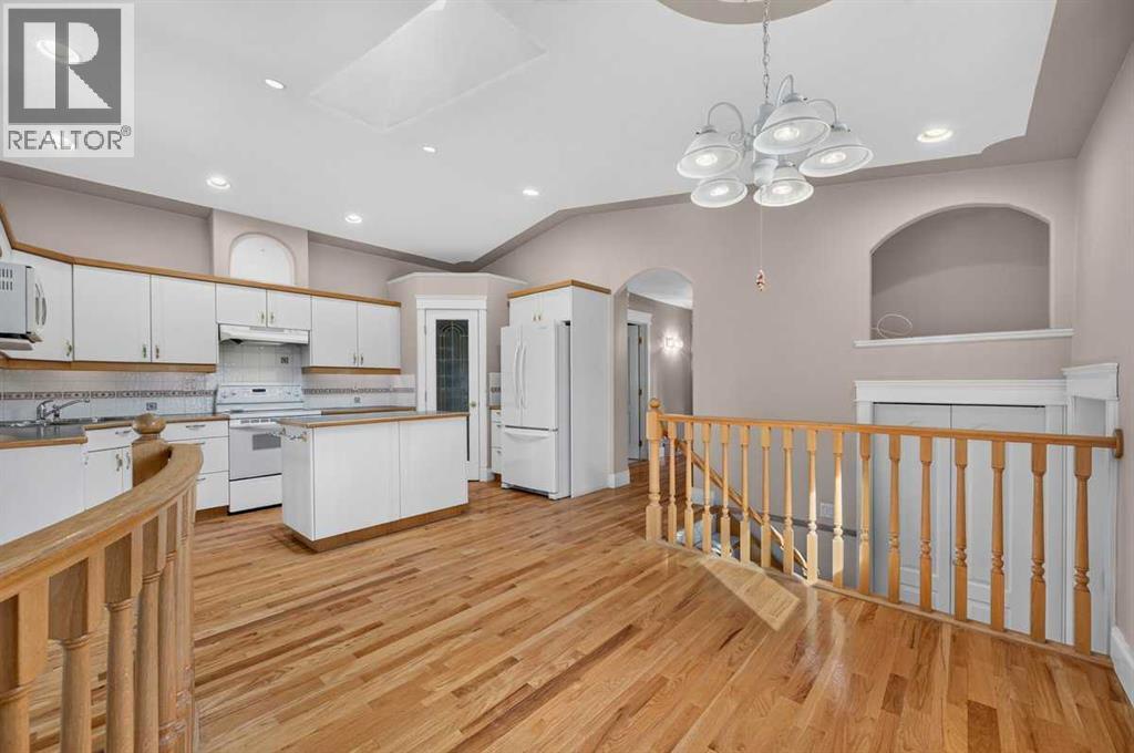 4418 20 Avenue NW - photo 16