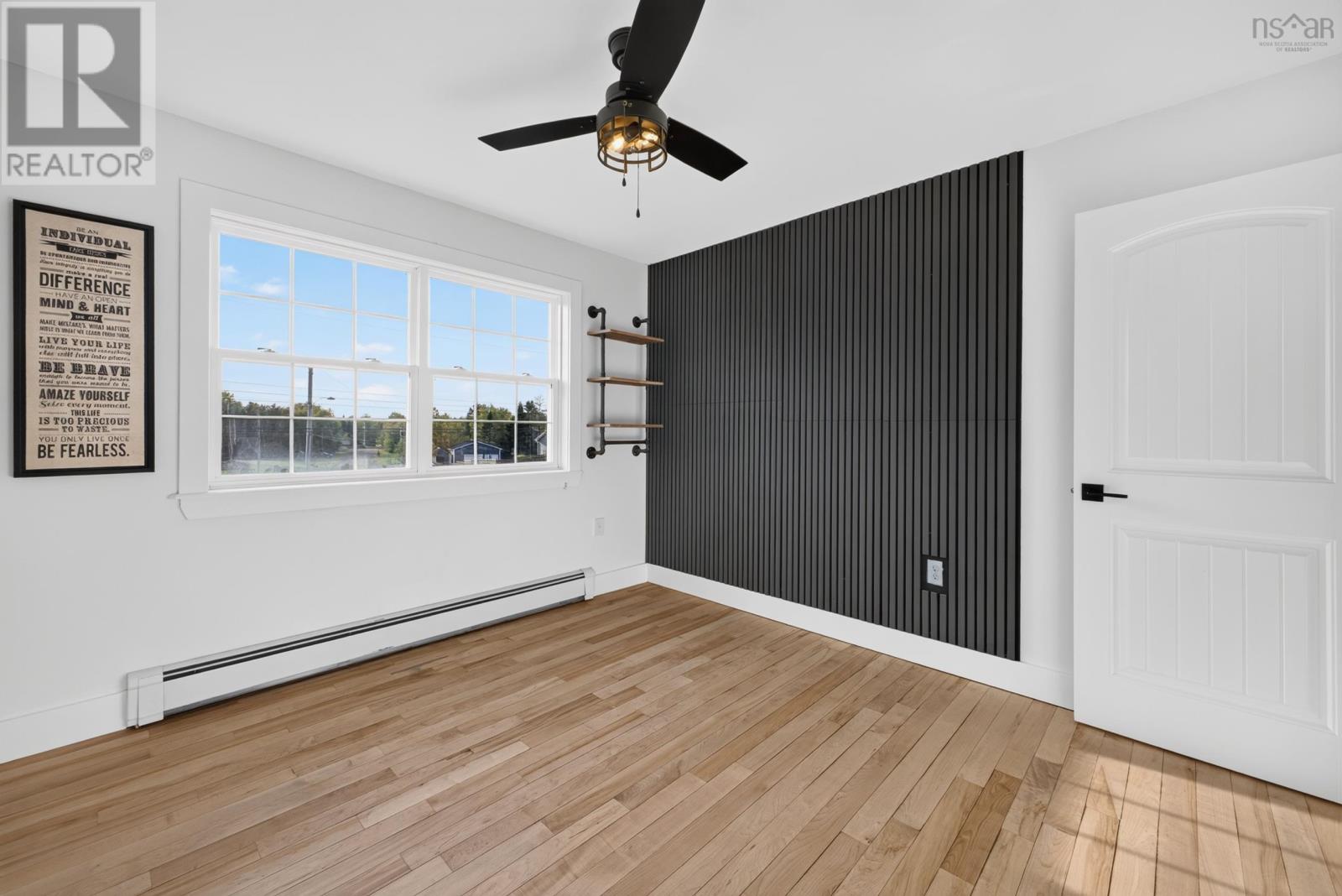 Property 22 of 50 of 118 EDGEHILL Drive