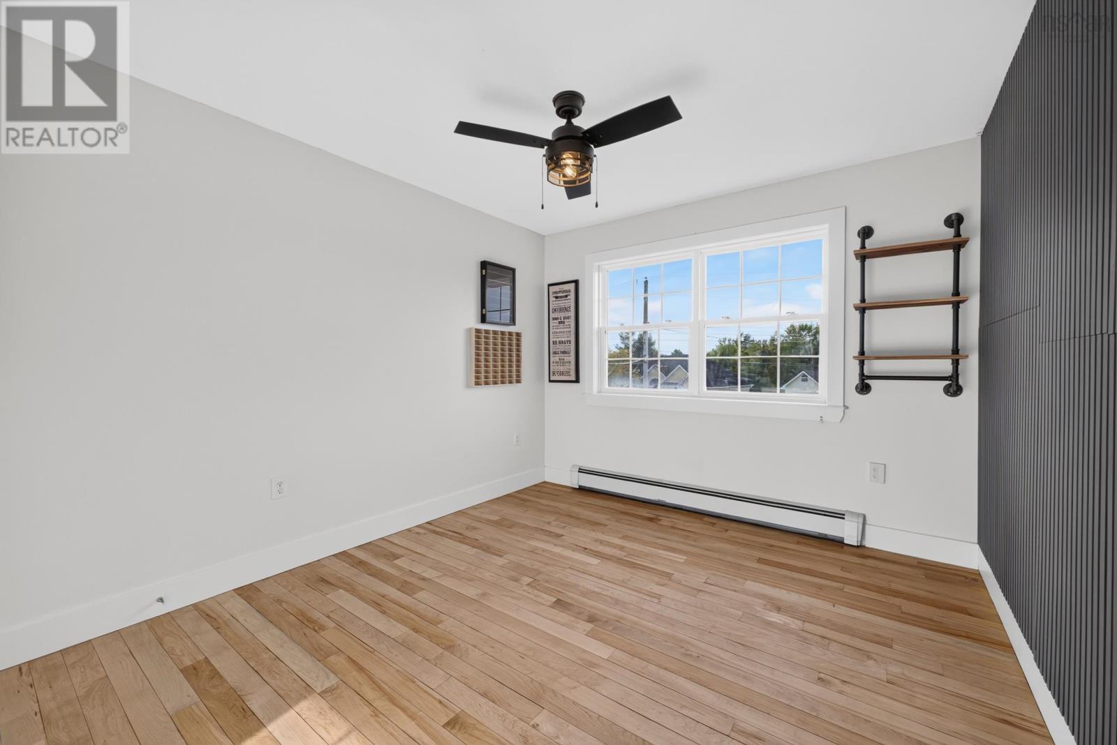 Property 23 of 50 of 118 EDGEHILL Drive