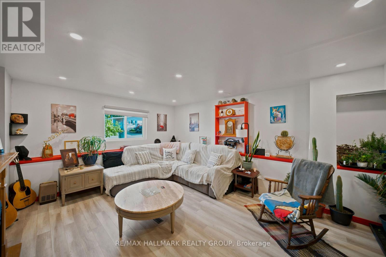 312 DUFFERIN STREET - 26