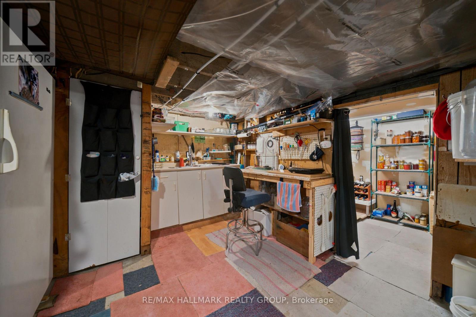 312 DUFFERIN STREET - 29