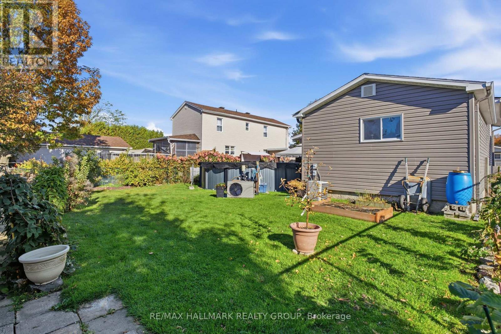 312 DUFFERIN STREET - 39