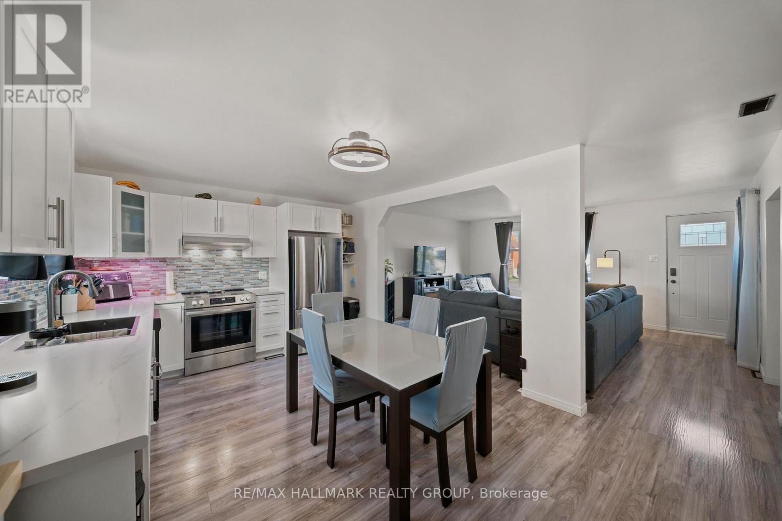 312 DUFFERIN STREET - 7