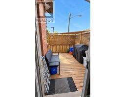 Upper - 257 Cocksfield Avenue, Toronto, ON M3H3T6 Photo 19