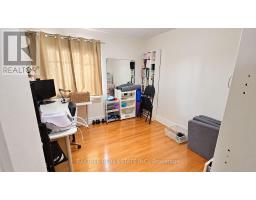 Upper - 257 Cocksfield Avenue, Toronto, ON M3H3T6 Photo 8