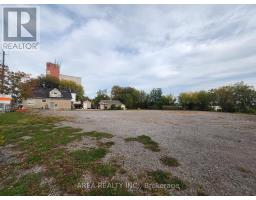 245-255 Bloor Street W, Oshawa, ON L1J1P5 Photo 10