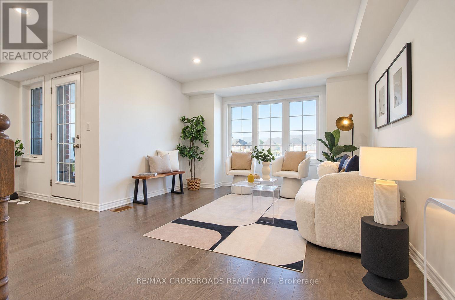 109 MCALISTER AVENUE, Richmond Hill — photo 8