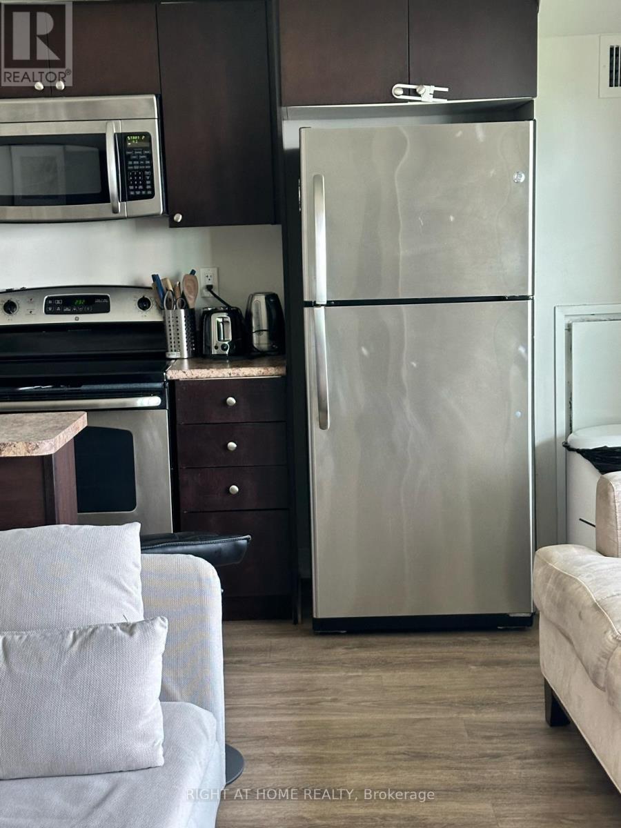 155 - 155 LEGION ROAD N, Toronto (Mimico) — photo 7