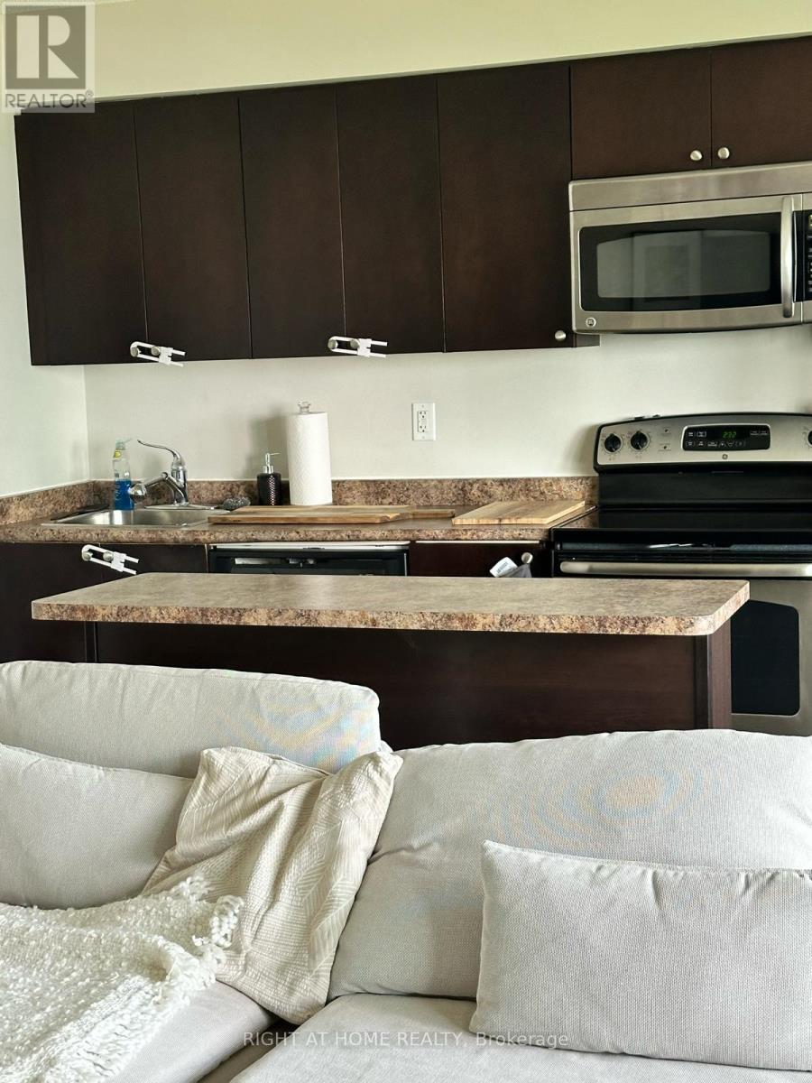 155 - 155 LEGION ROAD N, Toronto (Mimico) — photo 9