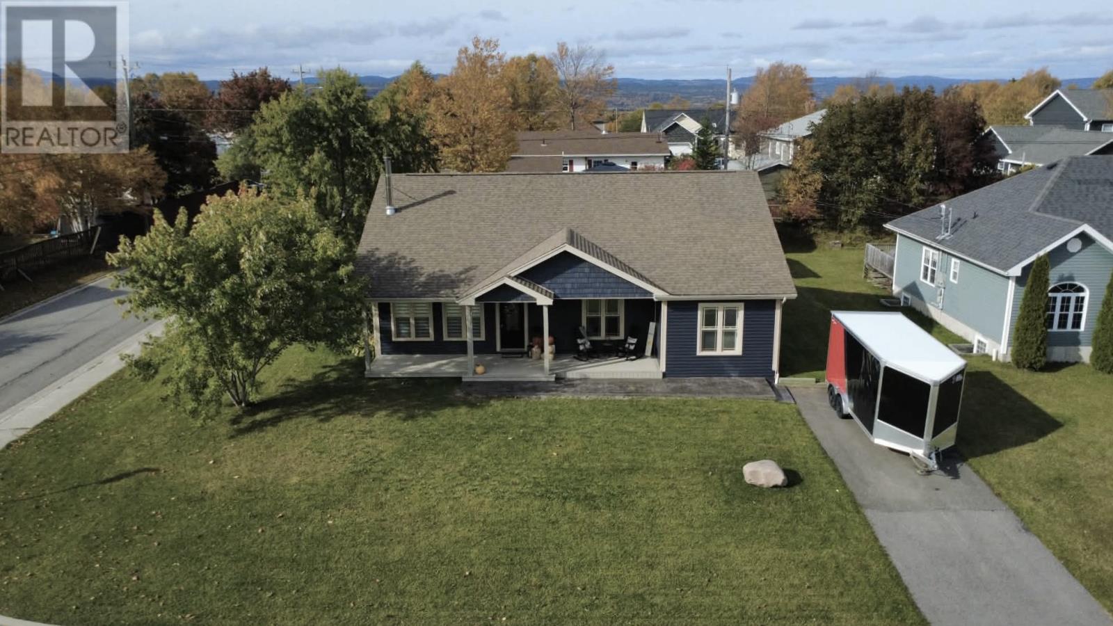 1 Warren Drive - 35