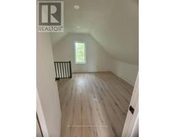 33 Bobcaygeon Road, Minden Hills, ON K0M2A0 Photo 11