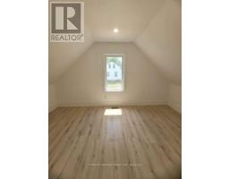 33 Bobcaygeon Road, Minden Hills, ON K0M2A0 Photo 14