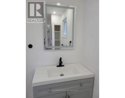 33 Bobcaygeon Road, Minden Hills, ON K0M2A0 Photo 15