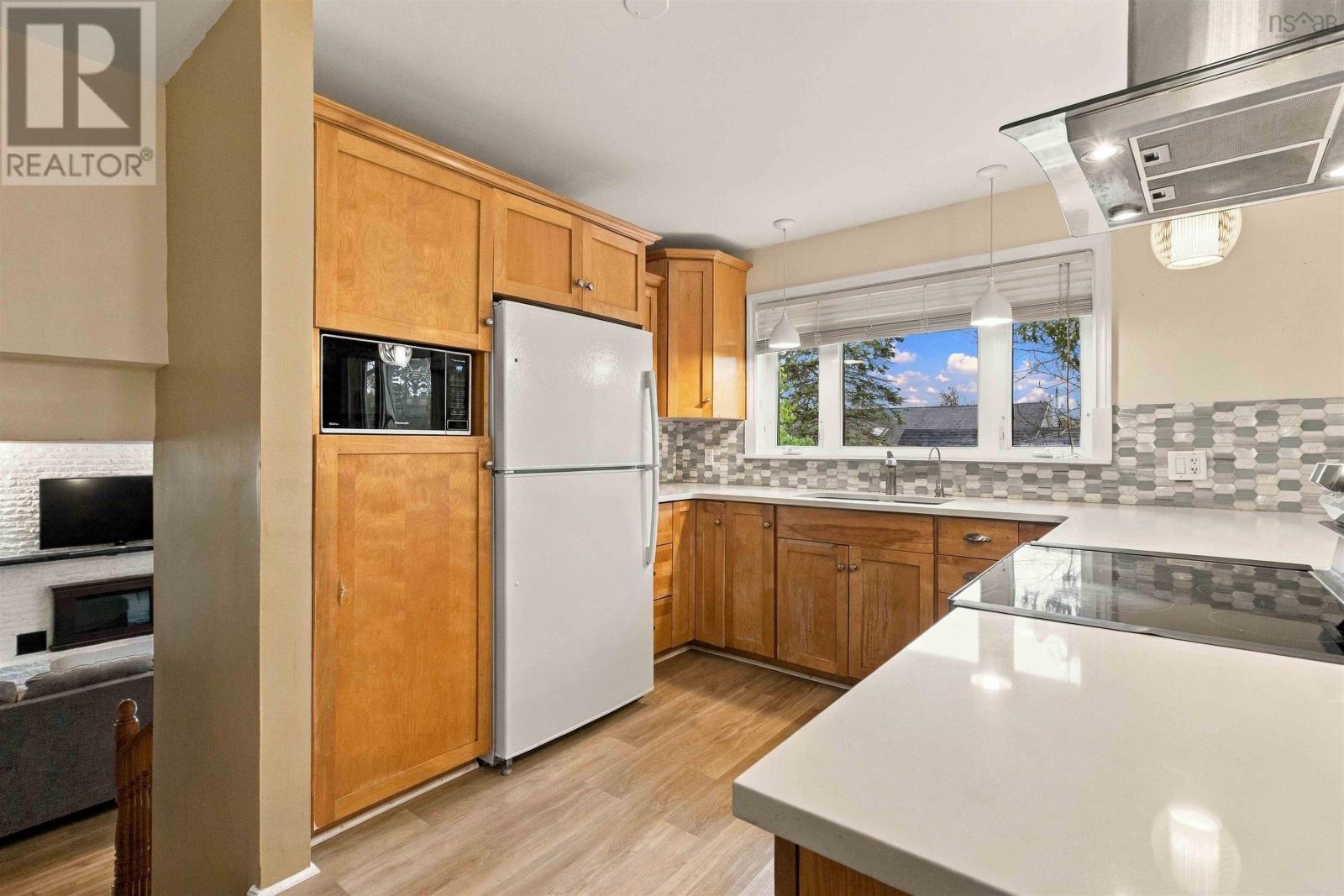 22 Cedar Crescent - 12