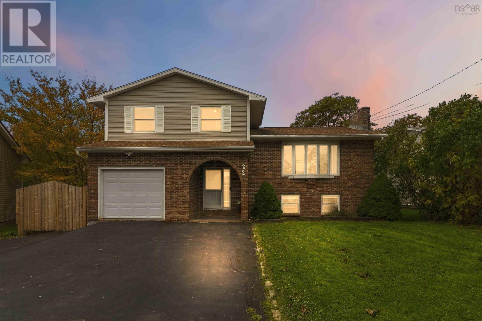 22 Cedar Crescent - 43