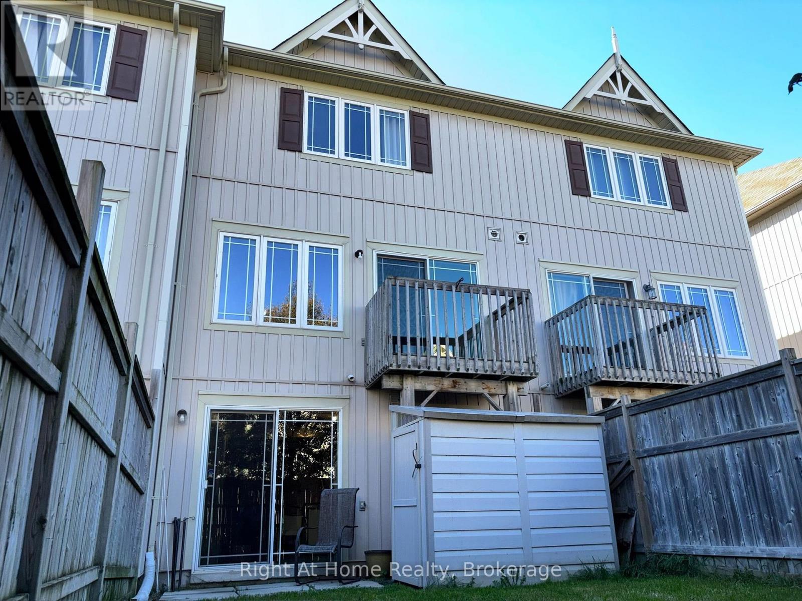 #19 23 CONNELL LANE - 21