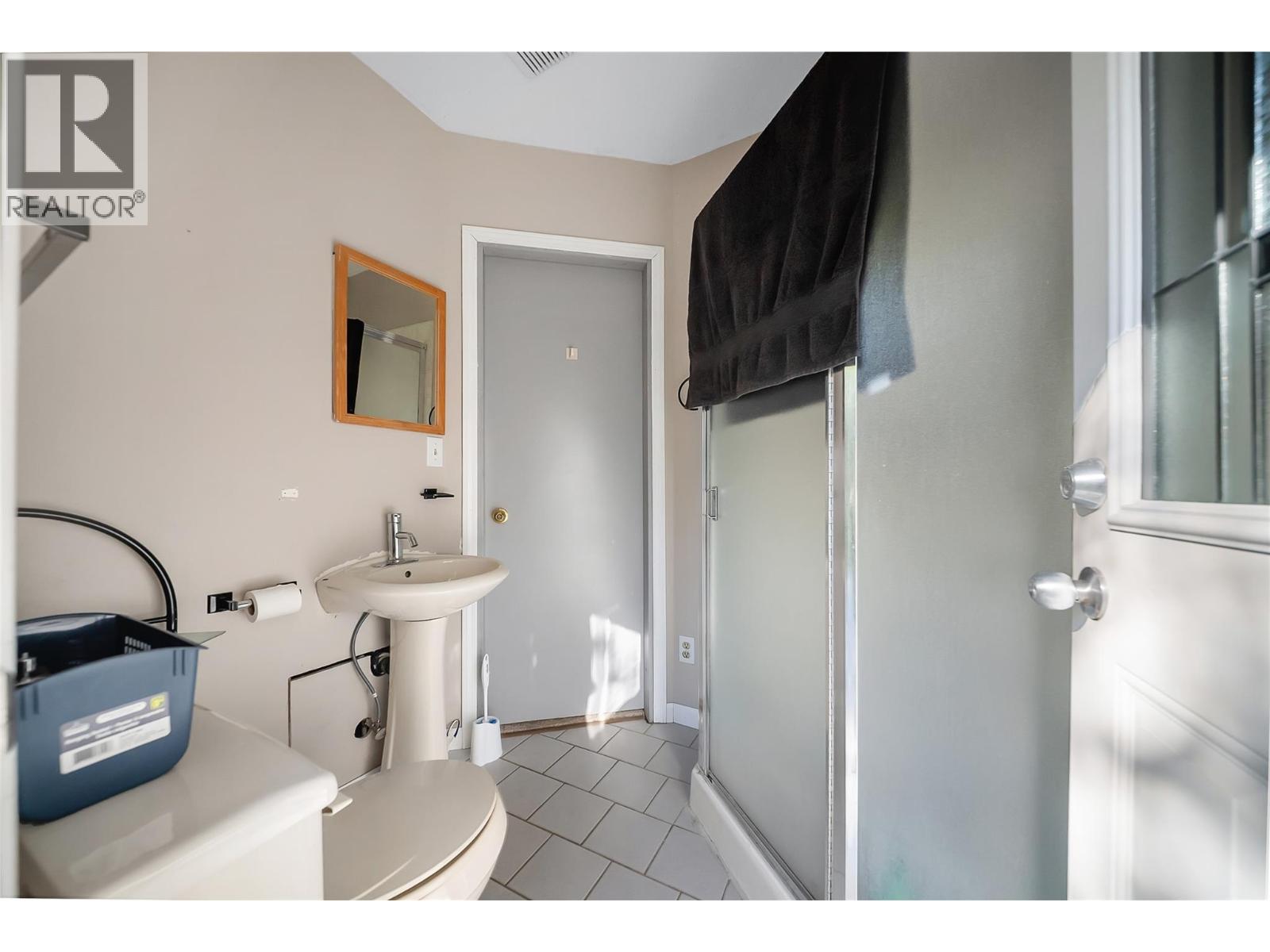 11408 Kalmalka Road - 28