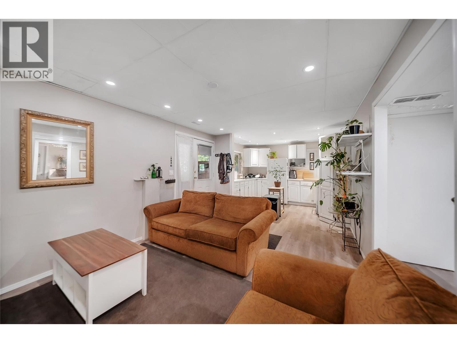 11408 Kalmalka Road - 42