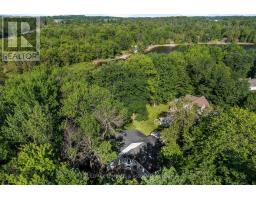 731 Francie Lane, Laurentian Valley, ON K8A6W2 Photo 33