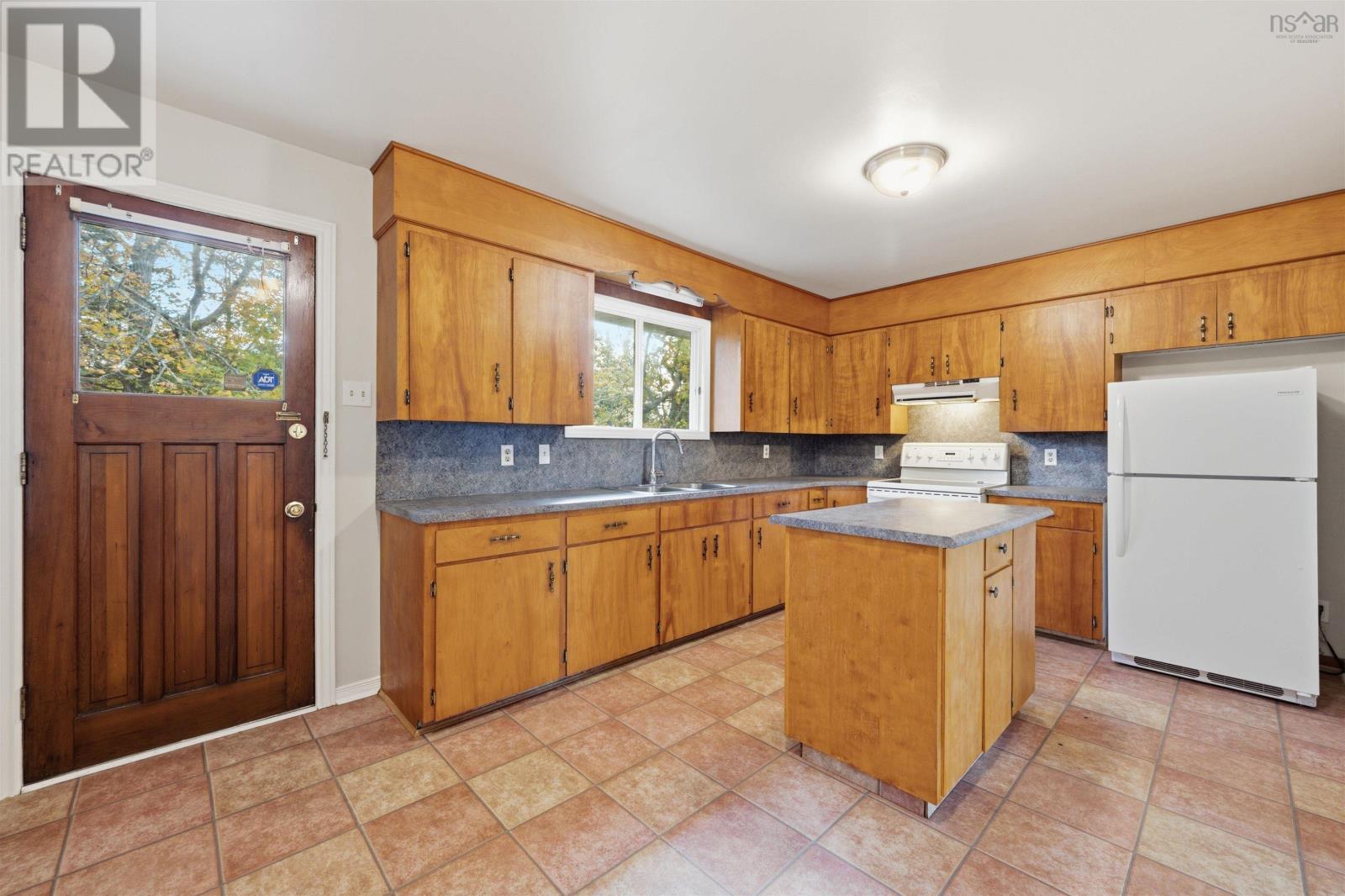 12 Ivylea Crescent - 12
