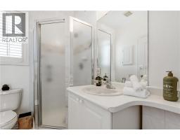 4pc Bathroom - 260 Silverbirch Boulevard, Mount Hope, ON L0R1W0 Photo 9