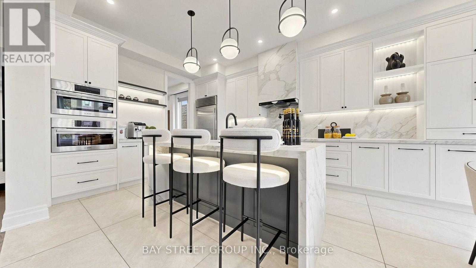 40 Shining Willow Court, Richmond Hill, ON photo 16