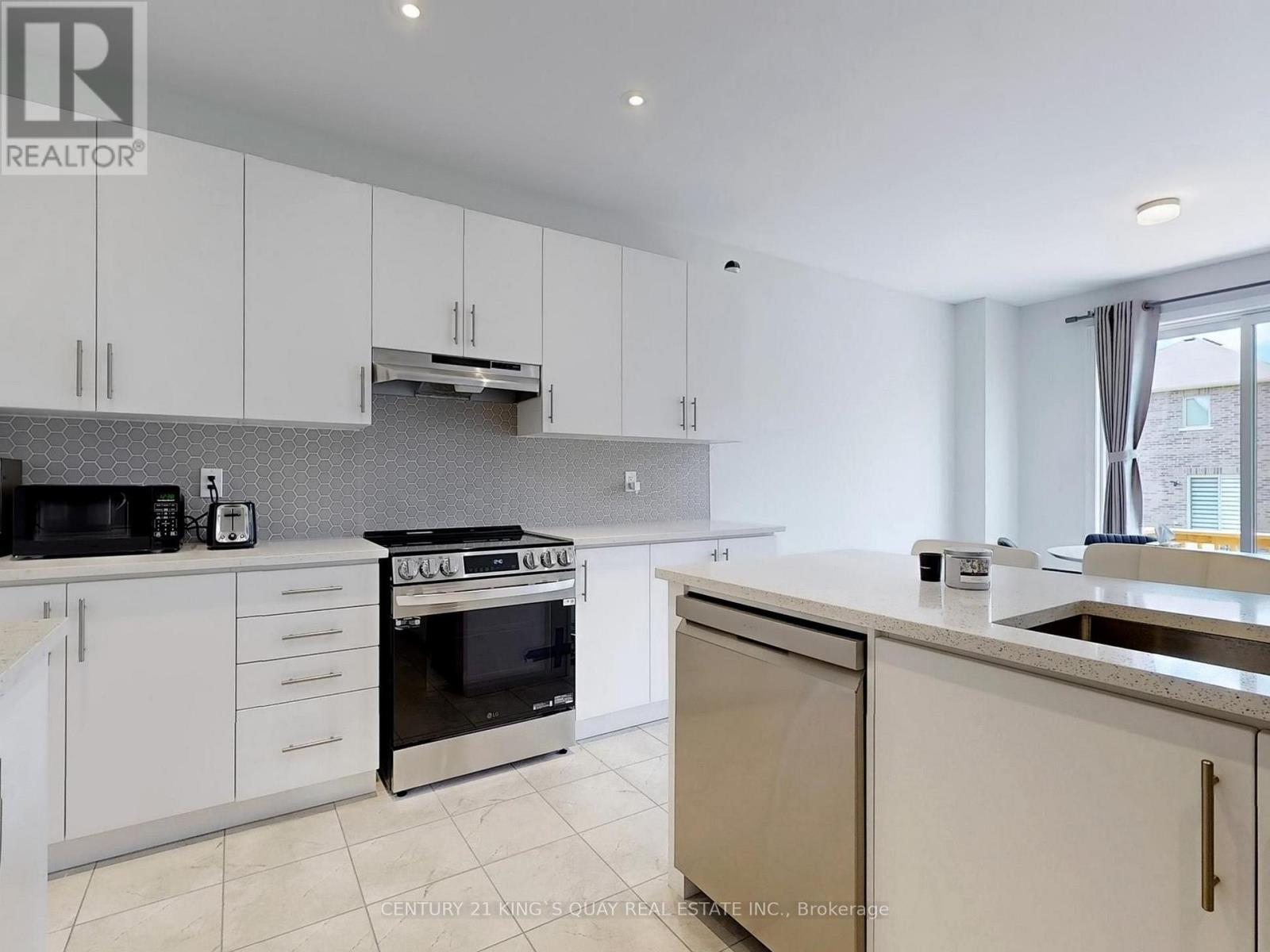 10 Red Blossom Court, Whitchurch-Stouffville, ON photo 20