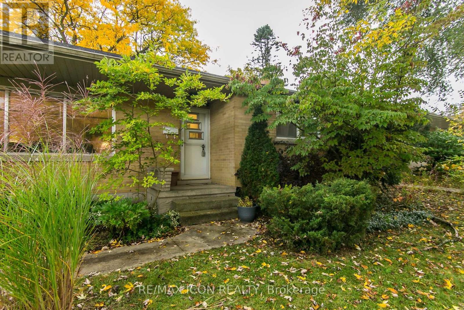 201 DAWSON STREET, Waterloo — photo 4