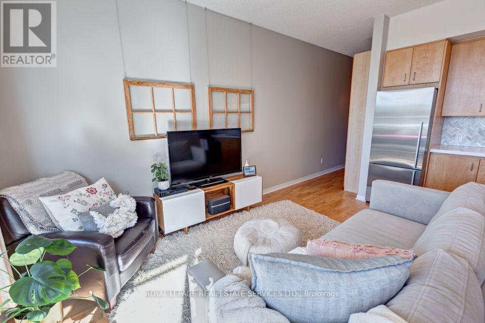 210 - 301 MARKHAM STREET, Toronto (Palmerston-Little Italy) — photo 10