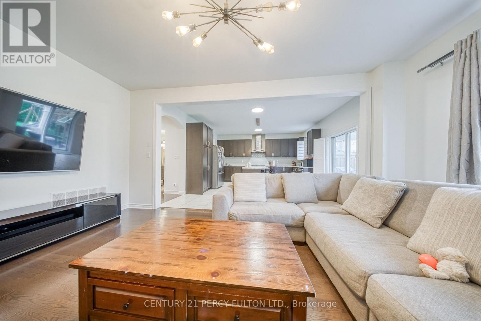 937 Greenhill Avenue, Oshawa, ON photo 23