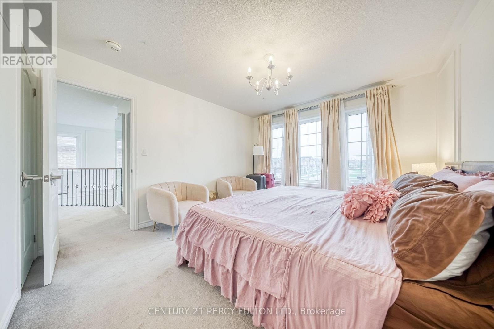 937 Greenhill Avenue, Oshawa, ON photo 35
