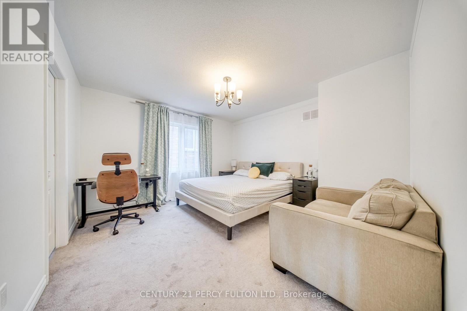 937 Greenhill Avenue, Oshawa, ON photo 38