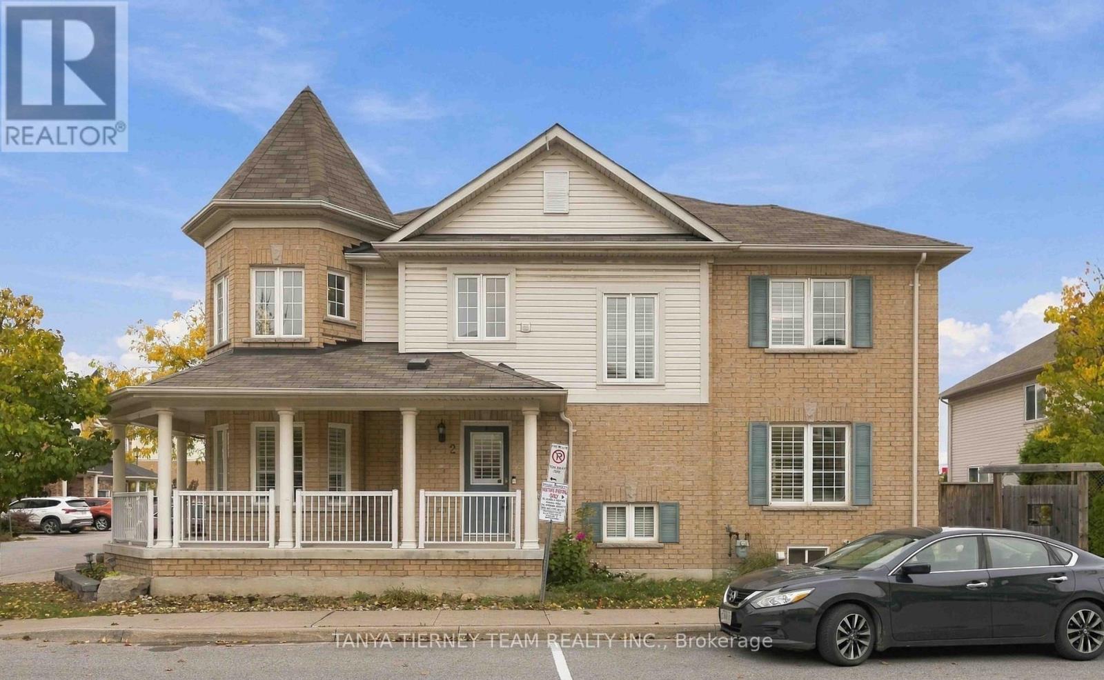 2 Delight Way, Whitby, ON photo 3