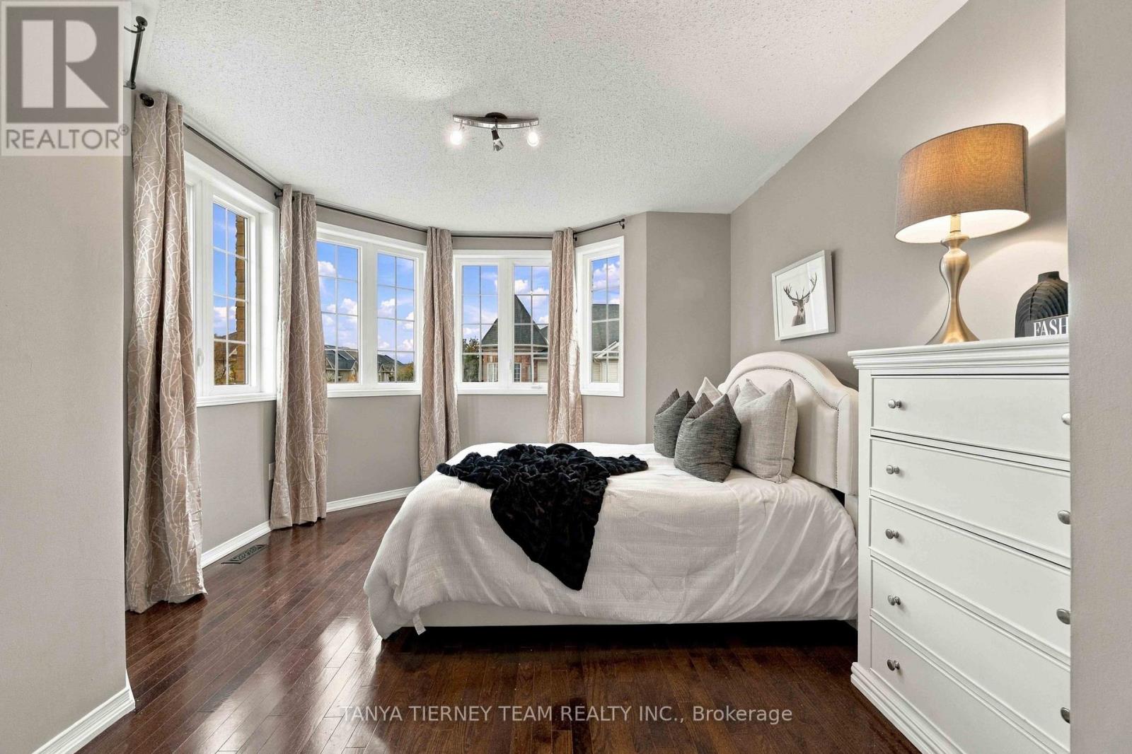 2 Delight Way, Whitby, ON photo 30