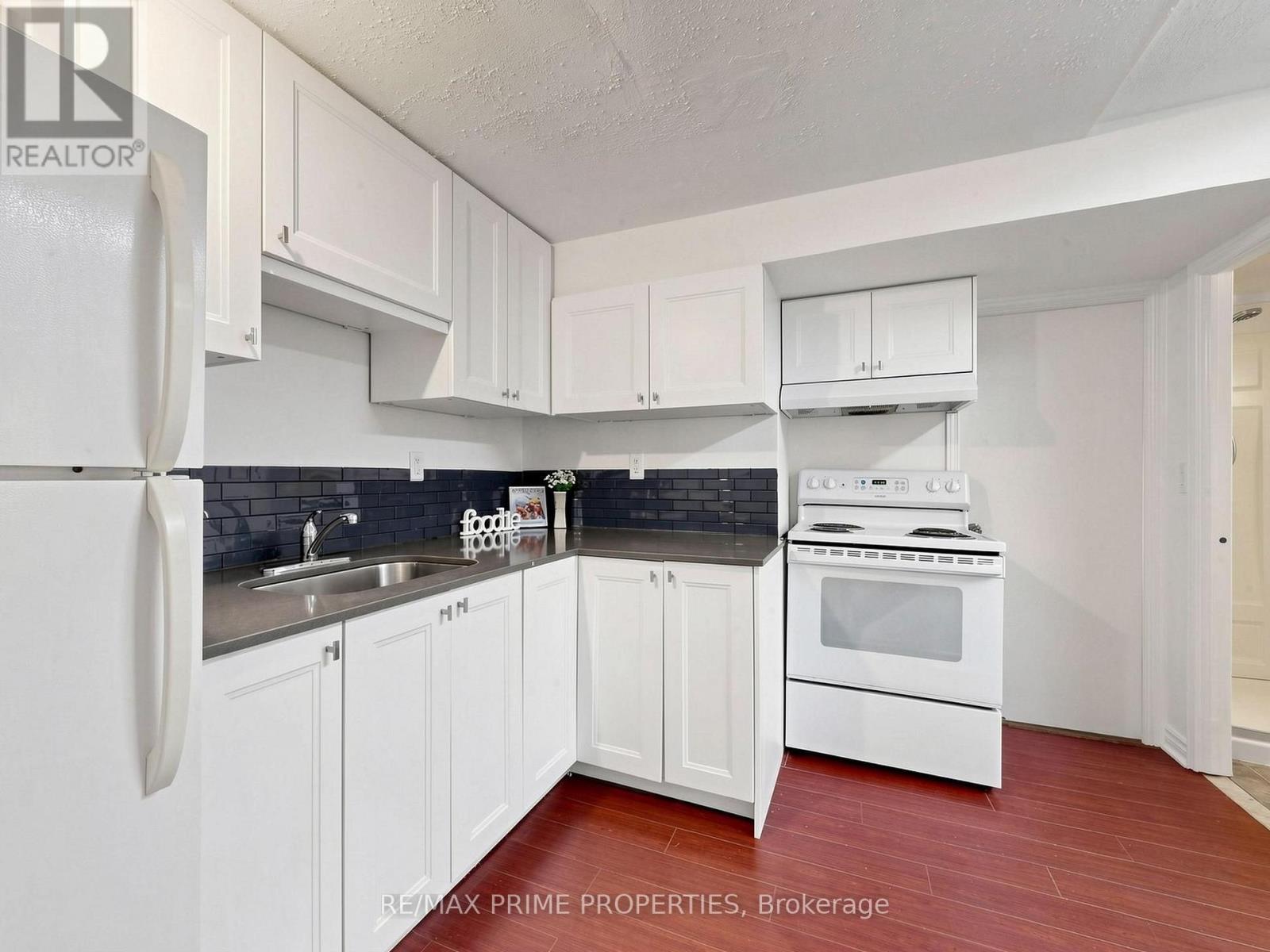 1629 Marshcourt Drive, Pickering, ON photo 22