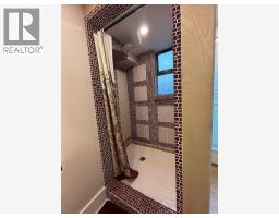 23** Bridgeman Avenue, North Vancouver, BC V7P3P4 Photo 8