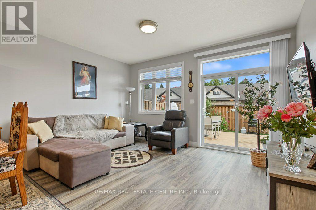 15- 44 MAIN Street East, East Zorra-Tavistock, ON photo 13