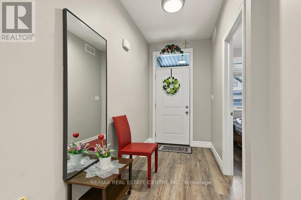 15- 44 MAIN Street East, East Zorra-Tavistock, ON photo 4