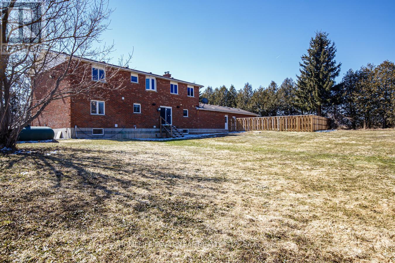 425279 25 Sideroad, Amaranth, ON photo 36